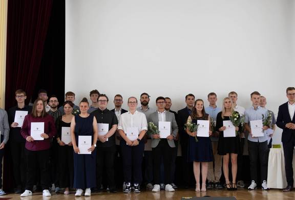 Die Absolventinnen und Absolventen der Sommerprüfung 2025